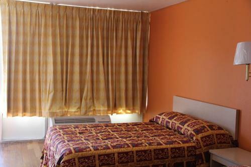 Motel Lonestar Inn And Suite