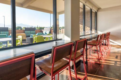 Hotel Home2 Suites By Hilton Kingman