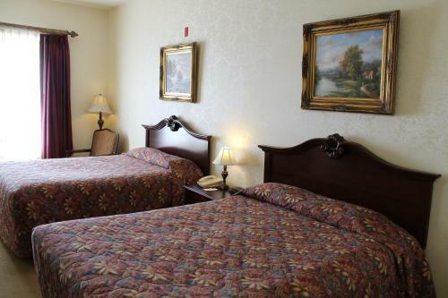 Hotel Silverland Inn & Suites
