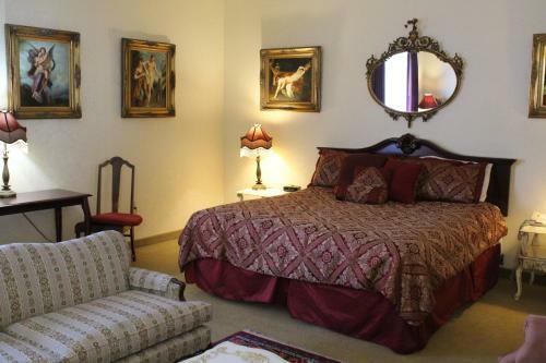 Hotel Silverland Inn & Suites