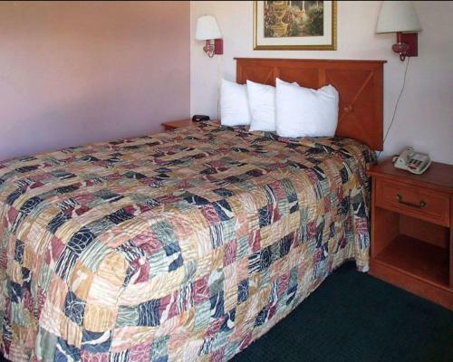 Hotel Rodeway Inn Leesburg