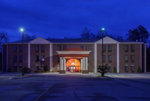 Hotel Fairbridge Inn Express Whitley City