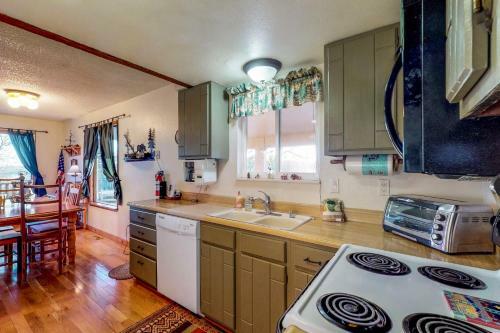 Cougar Chalet