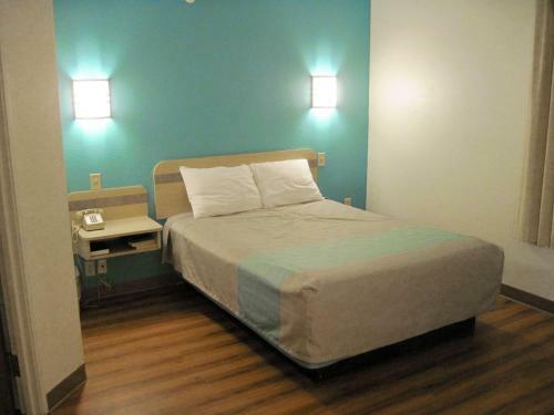 Hotel Motel 6 Avoca