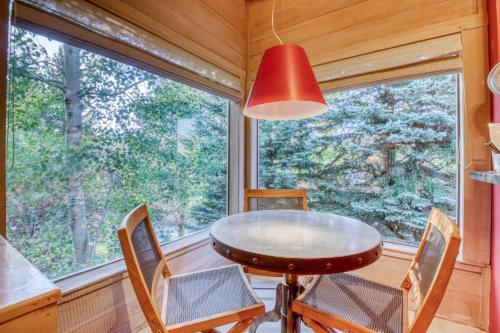 Snow Creek Retreat