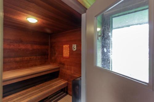 Snow Creek Retreat