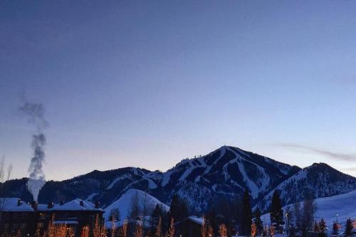Snow Creek Retreat