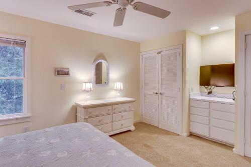 627 Wedgewood Villa