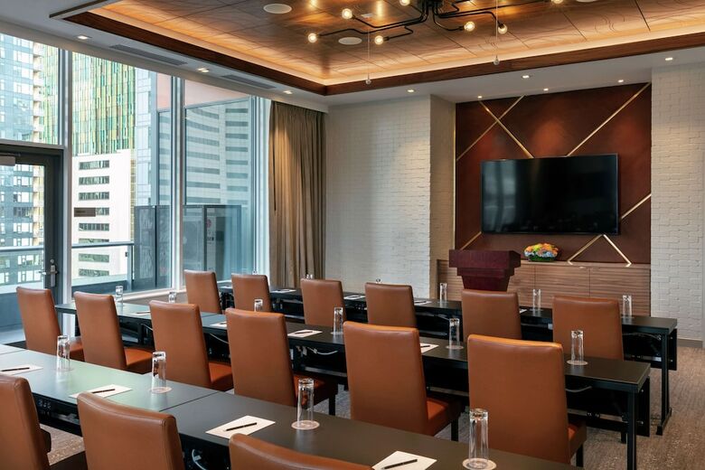 The Sound Hotel Seattle Belltown, Tapestry Collection