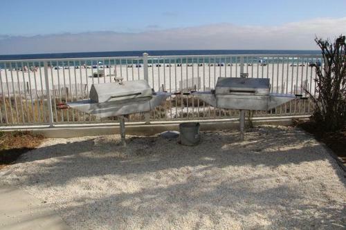 Apartamento Windward Pointe 605