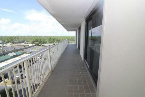 Apartamento Windward Pointe 605