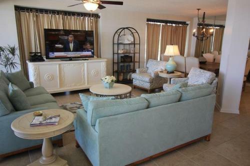 Apartamento Windward Pointe 605