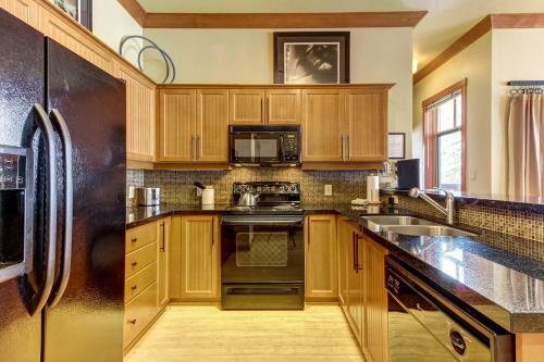 Eagle Springs East 111: Blue Spruce Hideaway