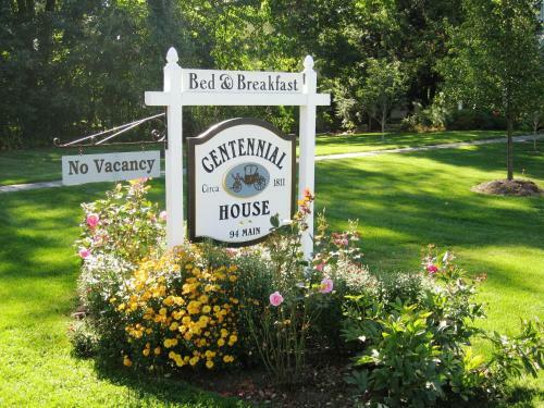 Centennial House Bed And Breakfast