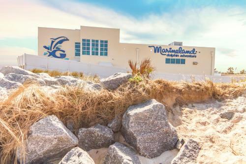 Windswept Sands, 4 Bedroom, Sleeps 11, Ocean Front, Pool