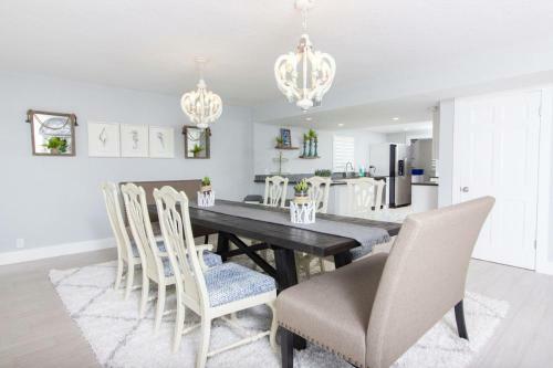Windswept Sands, 4 Bedroom, Sleeps 11, Ocean Front, Pool