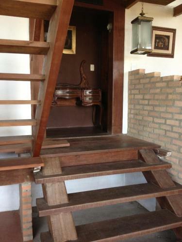 Hostal Apa Suites Guest House