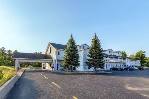 Hotel Rodeway Inn