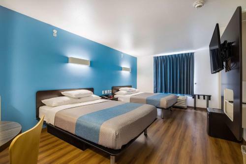 Hotel Motel 6 Poplar Bluff