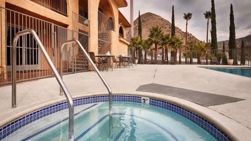 Hotel Cajon Pass Inn
