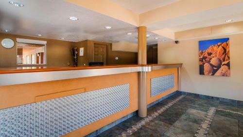 Hotel Cajon Pass Inn