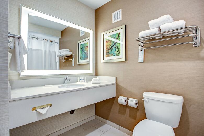 Hotel Fairfield Inn & Suites By Marriott Springfield Holyoke