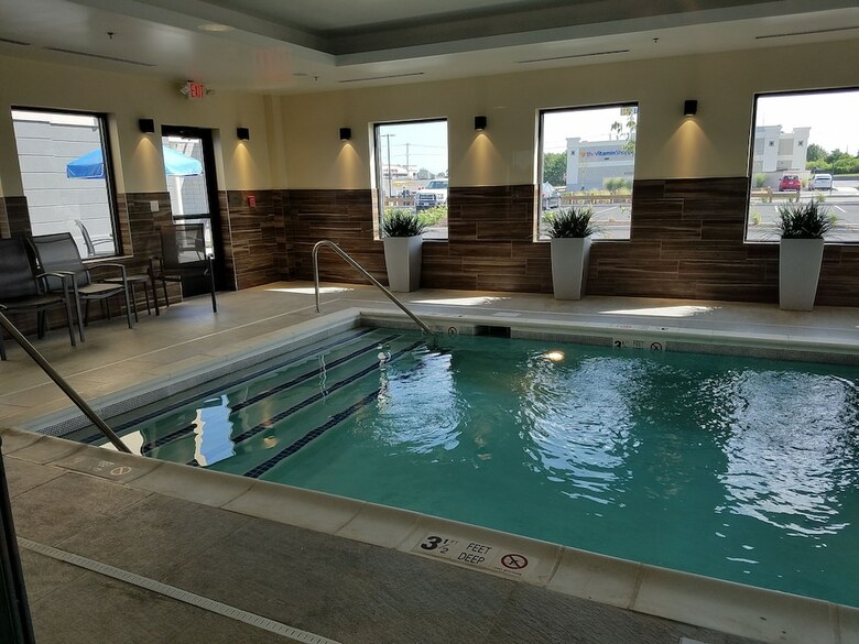 Hotel Fairfield Inn & Suites By Marriott Springfield Holyoke