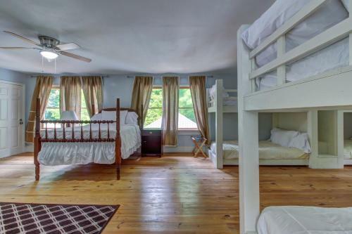 Laurel Lodge At Mountain Cove