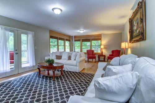 Laurel Lodge At Mountain Cove