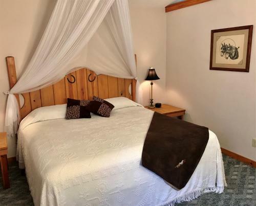 Dinner Bell Ranch Vacation Rentals