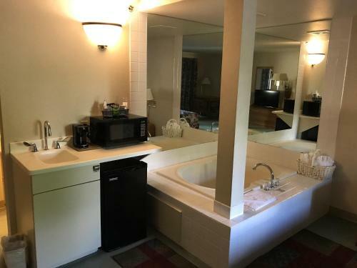 Hotel Econo Lodge Inn & Suites