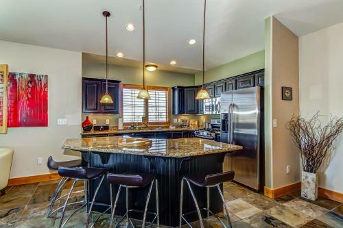 Bear Hollow Condo #4308