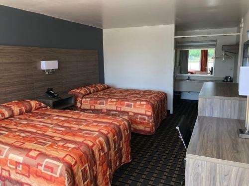 Motel Mid Continent Inn