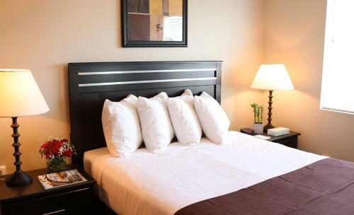 Autumn Leaf Furnished Apartments