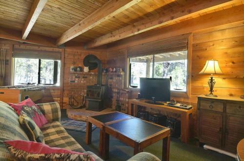 Flat Top 4 Two-bedroom Home