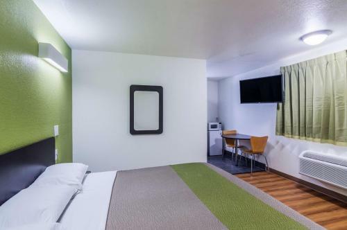 Hotel Motel 6 Childress