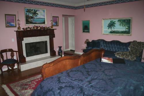 Heron Cay Lakeview Bed & Breakfast
