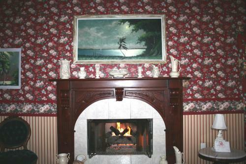 Heron Cay Lakeview Bed & Breakfast