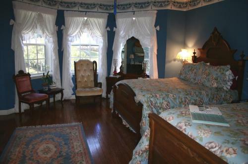 Heron Cay Lakeview Bed & Breakfast