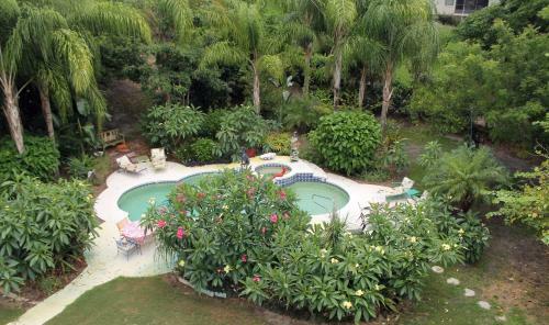 Heron Cay Lakeview Bed & Breakfast