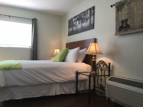 Olancha Rv Park And Motel
