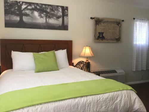 Olancha Rv Park And Motel