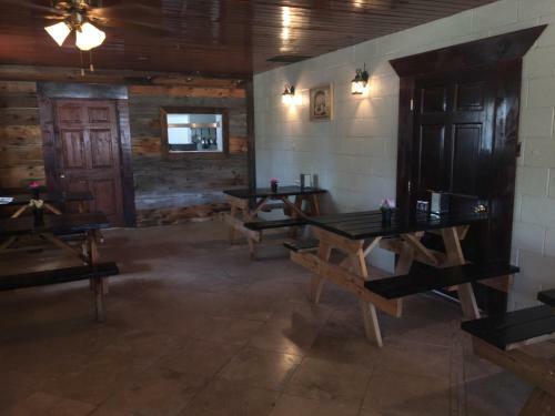 Olancha Rv Park And Motel