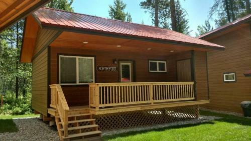 Historic Tamarack Lodge And Cabins