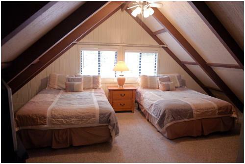 Pine Mountain Club Chalets