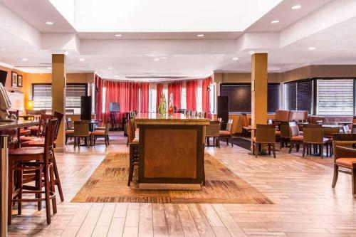 Hotel Comfort Inn