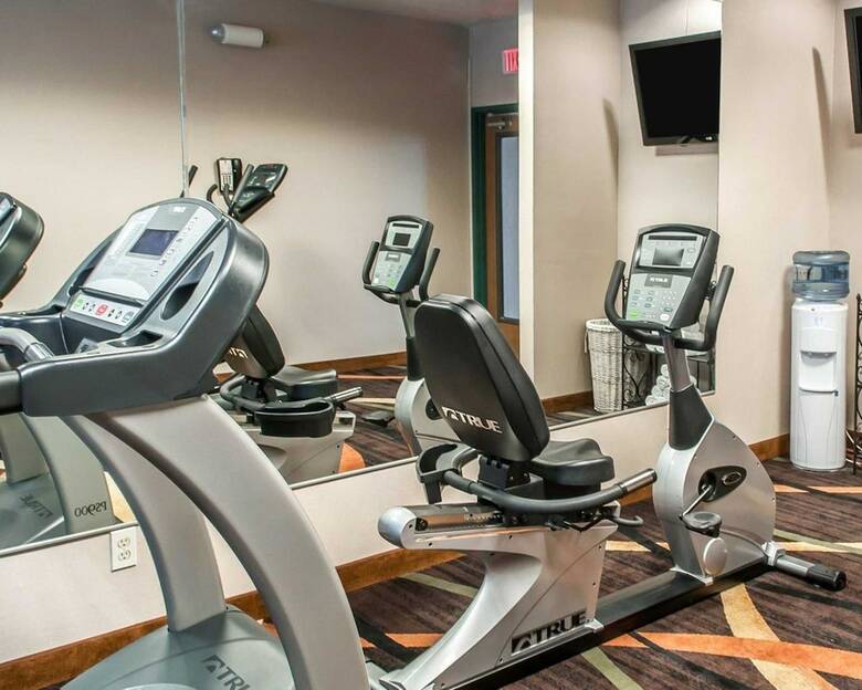 Hotel Quality Inn & Suites