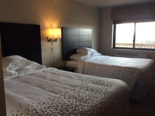 Hotel Scenic Shore Inn