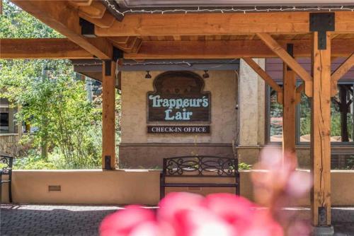 2302 Timberline Lodge, Trappeur's Crossing
