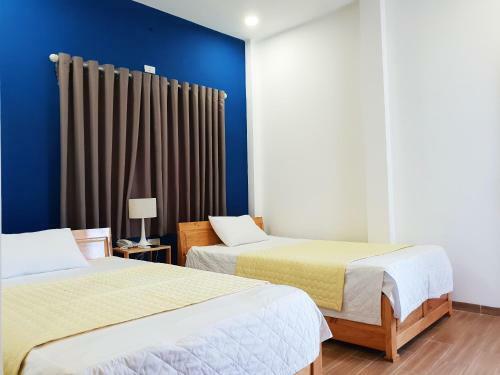 Ph� T�i Center Hotel